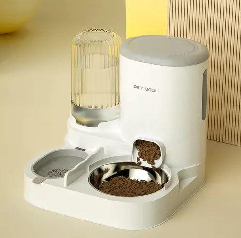 Automatic pet feeder